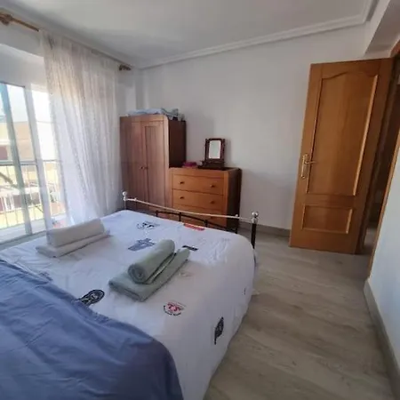 Lovely Three-Bedroom Apartment In Puerto De Sagunt Exterior photo