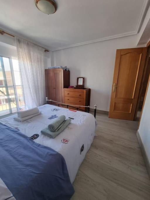 Lovely Three-bedroom In Puerto De Sagunt Sagunto