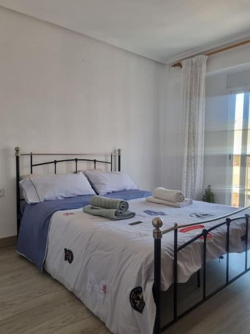 Lovely Three-bedroom In Puerto De Sagunt Sagunto