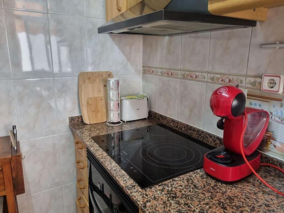 Lovely Three-bedroom In Puerto De Sagunt